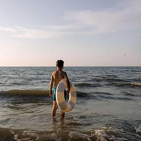 Sea Shell Lukecin 호텔